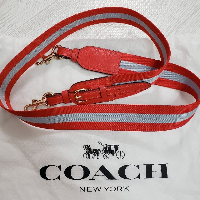 COACH(コーチ)のCOACH ショルダーベルト レディースのバッグ(ショルダーバッグ)の商品写真