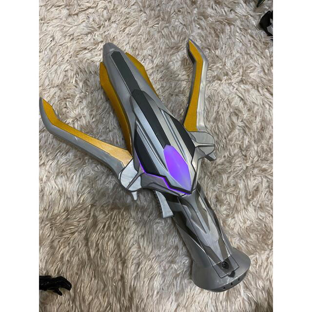 ウルトラマンギンガDXギンガスパーク レア物多数ソフビセット付 ウルトラマンギンガDXギンガスパーク レア物多数ソフビセット付