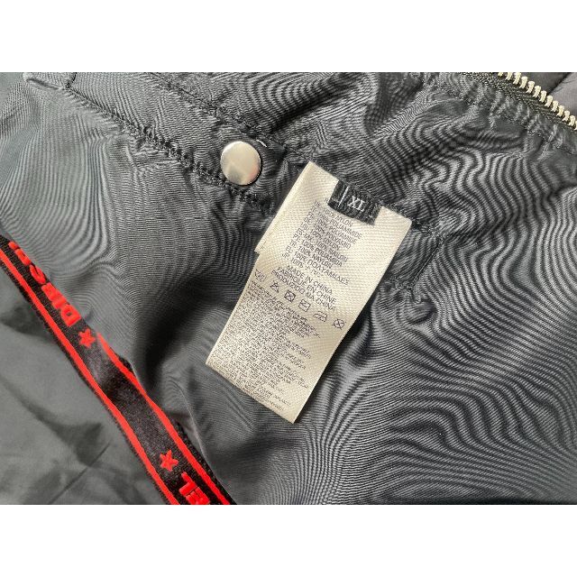 DIESEL(ディーゼル)の《最終価格》DIESEL ディーゼル 中綿 ブルゾン ブラック XLサイズ メンズのジャケット/アウター(ブルゾン)の商品写真