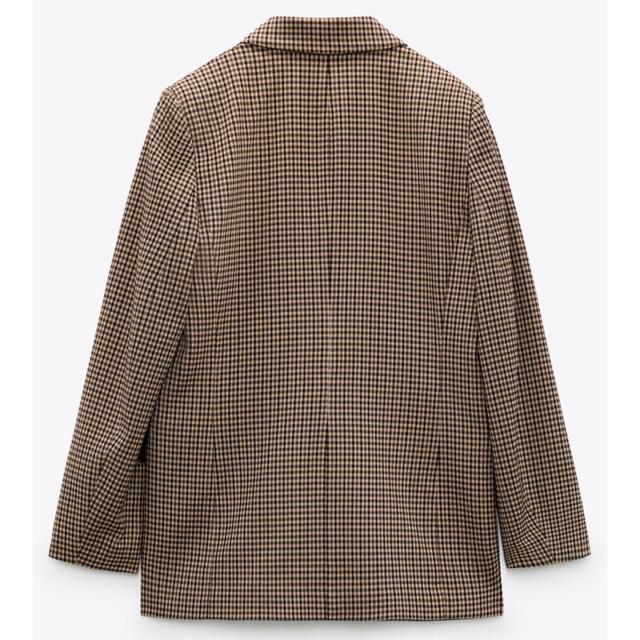 ZARA(ザラ)の【完売/新品】ZARA ストレートフィット仕様ダブルブレストブレザー　XS レディースのジャケット/アウター(テーラードジャケット)の商品写真