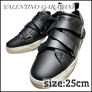 ヴァレンティノガラヴァーニ(valentino garavani)の【美品】ヴァレンティノ　ガラヴァーニ　ベルトスニーカー　ロックスタッズ　25cm(スニーカー)