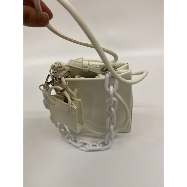 【新品未使用】チェーン付きバッグ ホワイト レディース 即購入OK!!