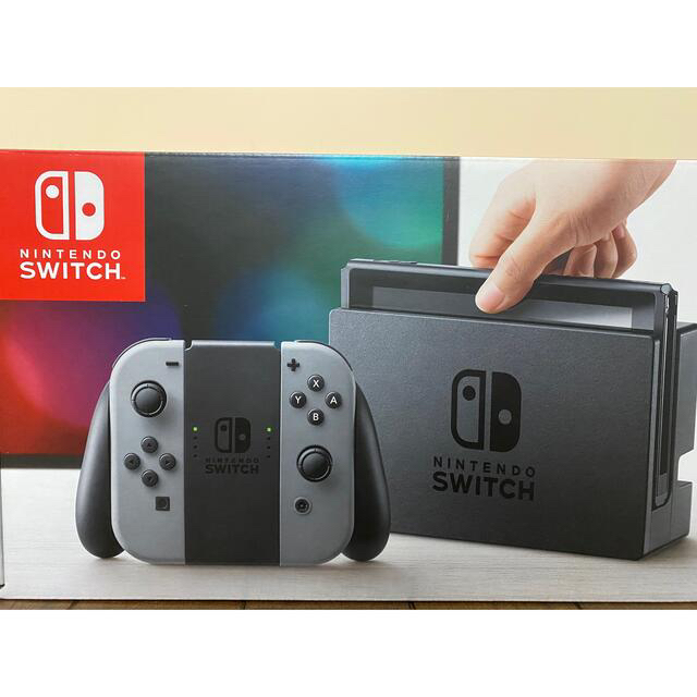 Nintendo Switch(ニンテンドースイッチ)のNintendo Switch  グレー 本体  シーダ様専用 エンタメ/ホビーのゲームソフト/ゲーム機本体(家庭用ゲーム機本体)の商品写真