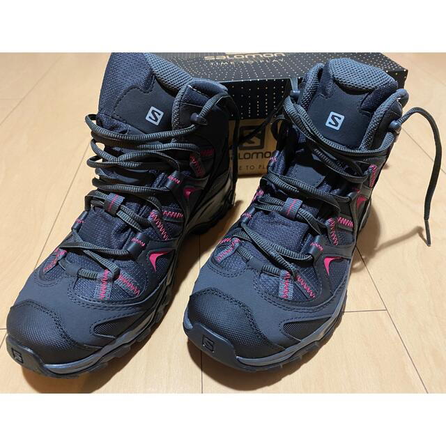 SALOMON(サロモン)のサロモン　トレッキングシューズ　24.0 スポーツ/アウトドアのアウトドア(登山用品)の商品写真