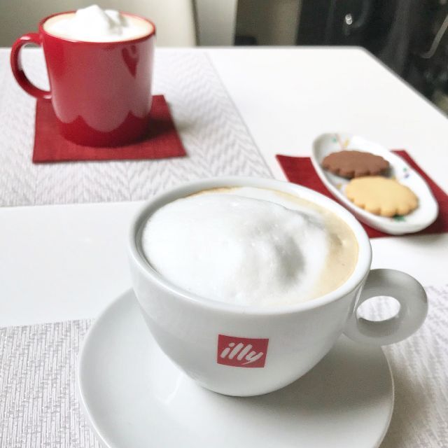 illy イリー カプチーノカップ エスプレッソカップ　ソーサー インテリア/住まい/日用品のキッチン/食器(グラス/カップ)の商品写真