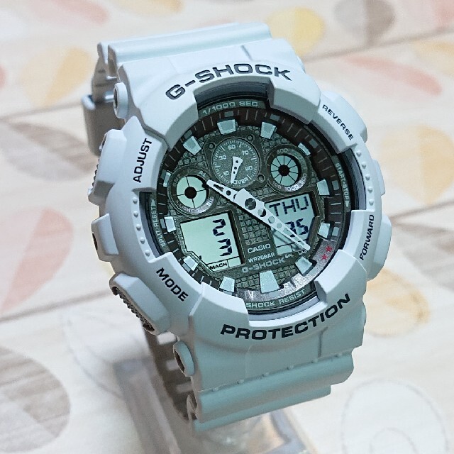 G-SHOCK(ジーショック)の超美品【CASIO／G-SHOCK】アナデジ メンズ腕時計 GA-100LG メンズの時計(腕時計(デジタル))の商品写真