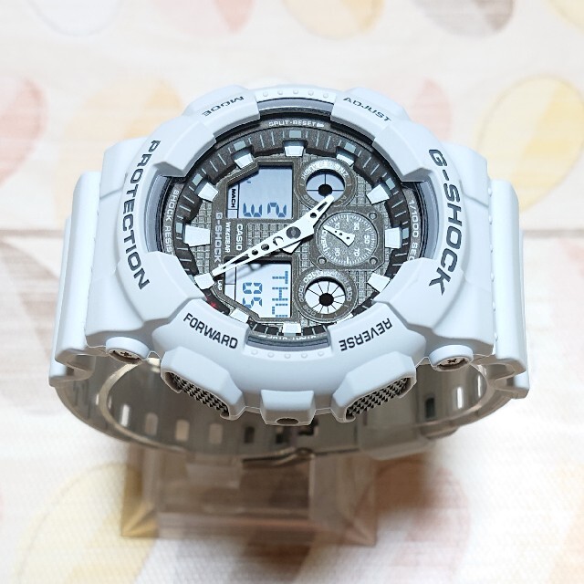 G-SHOCK(ジーショック)の超美品【CASIO／G-SHOCK】アナデジ メンズ腕時計 GA-100LG メンズの時計(腕時計(デジタル))の商品写真