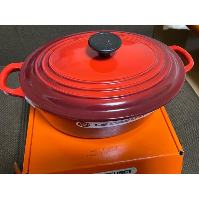 LE CREUSET(ルクルーゼ)のル・クルーゼ　23cm  インテリア/住まい/日用品のキッチン/食器(鍋/フライパン)の商品写真