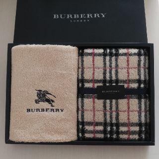 BURBERRY - BURBERRY フェイスタオル ＊今治＊の通販 by nut.e＊b's shop｜バーバリーならラクマ