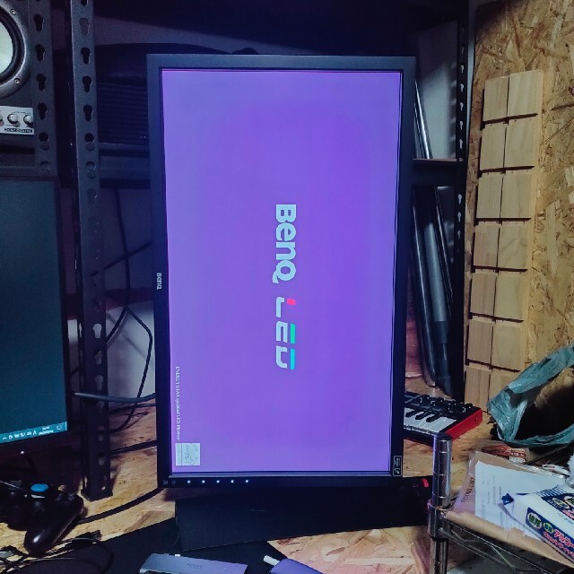 BENQ XL2420T　ゲーミングモニター スマホ/家電/カメラのPC/タブレット(ディスプレイ)の商品写真