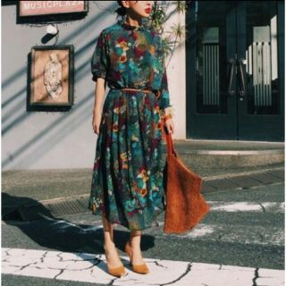 Ameri VINTAGE  花柄　ボタニカル柄　ロングワンピース　長袖　M