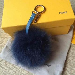 フェンディ(FENDI)のフェンディ   FENDI  ファーチャーム(バッグチャーム)