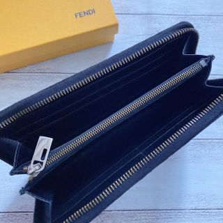 【美品】希少 FENDI フェンディ ズッカ メンズ 長財布 革財布 ブラック