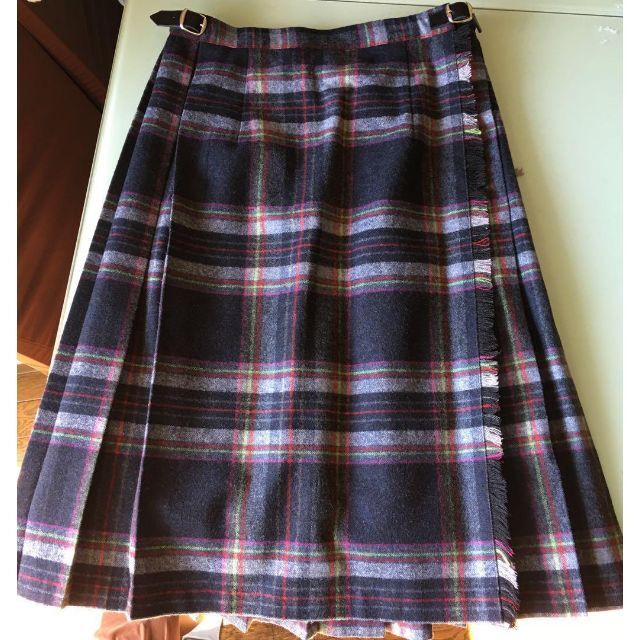 新品《オニール オブダブリン 》タータンチェック キルトスカート マルチ レディースのスカート(ひざ丈スカート)の商品写真