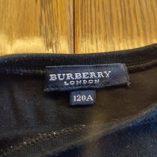 BURBERRY(バーバリー)のバーバリーロンT キッズ/ベビー/マタニティのキッズ服女の子用(90cm~)(Tシャツ/カットソー)の商品写真