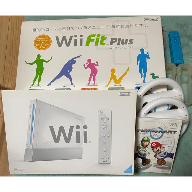 Nintendo Wii 本体　マリオ　桃鉄　Wii fit  ソフト８セット