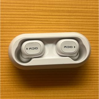 QCY T1C Bluetooth5.0 高音質通話防水ワイヤレスイヤホン　白(ヘッドフォン/イヤフォン)