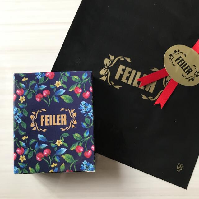 FEILER(フェイラー)のいちか様専用フェイラーオリジナルスウィングチェリー柄マッサージブラシ　ノベルティ インテリア/住まい/日用品の日用品/生活雑貨/旅行(日用品/生活雑貨)の商品写真