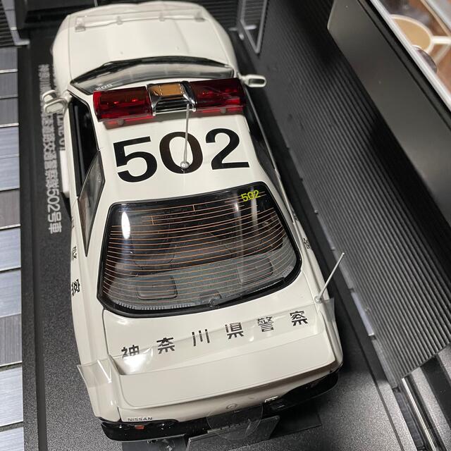 絶版激レア!新品1/18京商スカイライン GT-R (R32 )神奈川県警