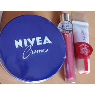 ニベア(ニベア)の新品！NIVEA 青缶 大缶 169g+リップグロス2個(ハンドクリーム)