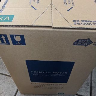 PREMIUM　WATER １２リットル　１箱(ミネラルウォーター)