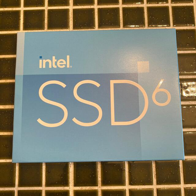 『新品』1.0TB SSD670p  M.2　SSDPEKNU010TZX1