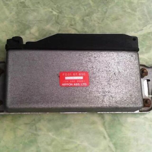 マツダ FD3S RX-7 ABSコンピューター FD31-67-650品