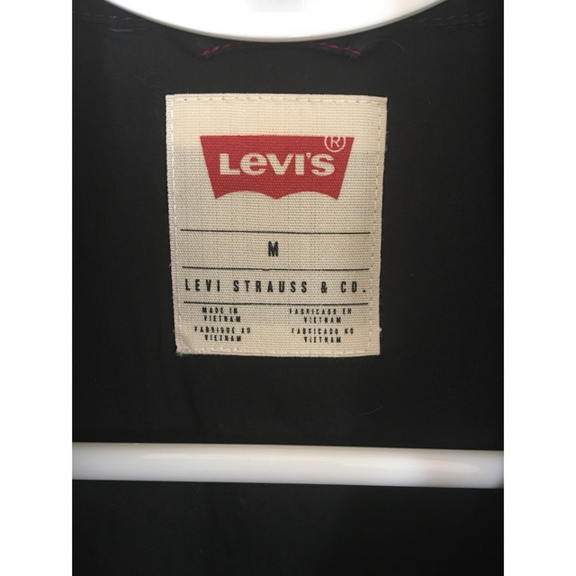 Levi's(リーバイス)のリーバイス 長袖シャツ 黒 M levi's スナップボタン メンズのトップス(シャツ)の商品写真
