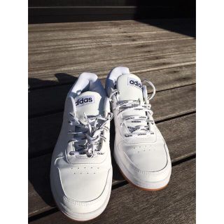 アディダス(adidas)の【値下げ】スニーカー　adidas(スニーカー)