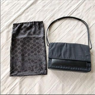 グッチ(Gucci)のGUCCI ショルダーバッグ(ショルダーバッグ)