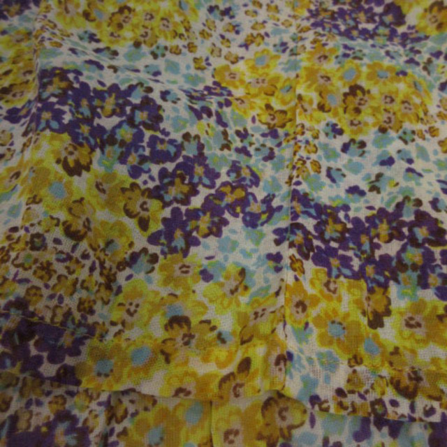 grove(グローブ)のグローブ grove ワンピース ロング丈 花柄 総柄 黄色 紫 水色 白 M レディースのワンピース(ロングワンピース/マキシワンピース)の商品写真