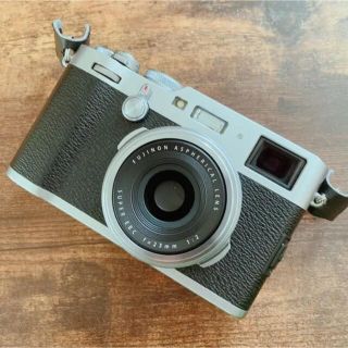 フジフイルム(富士フイルム)の【No様専用】FUJIFILM 富士フイルム X100F SILVER シルバー(コンパクトデジタルカメラ)