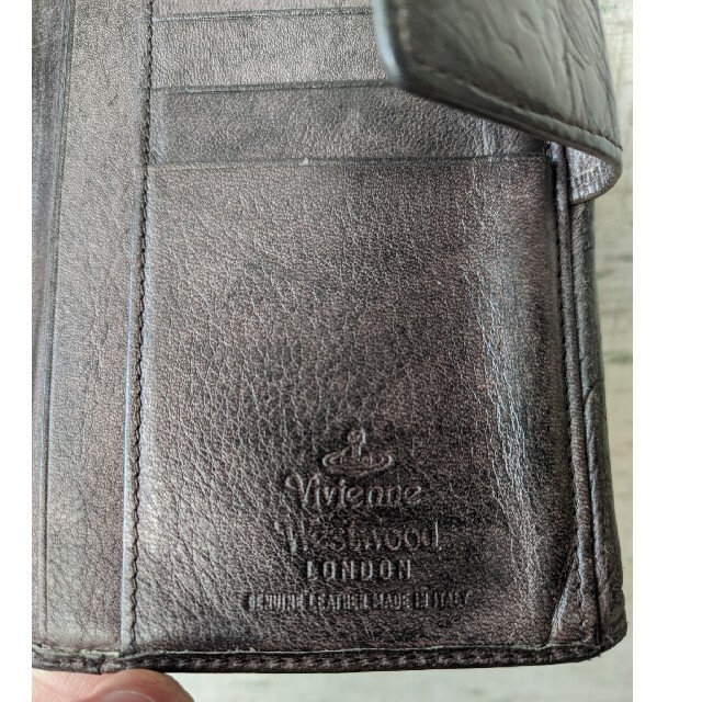 Vivienne Westwood(ヴィヴィアンウエストウッド)のヴィヴィアンウエストウッド　レザー長財布　ダークブラウン レディースのファッション小物(財布)の商品写真