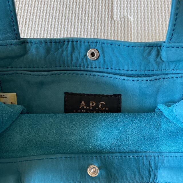 A.P.C(アーペーセー)のAPC 牛革　トートバッグ　ブルー レディースのバッグ(トートバッグ)の商品写真