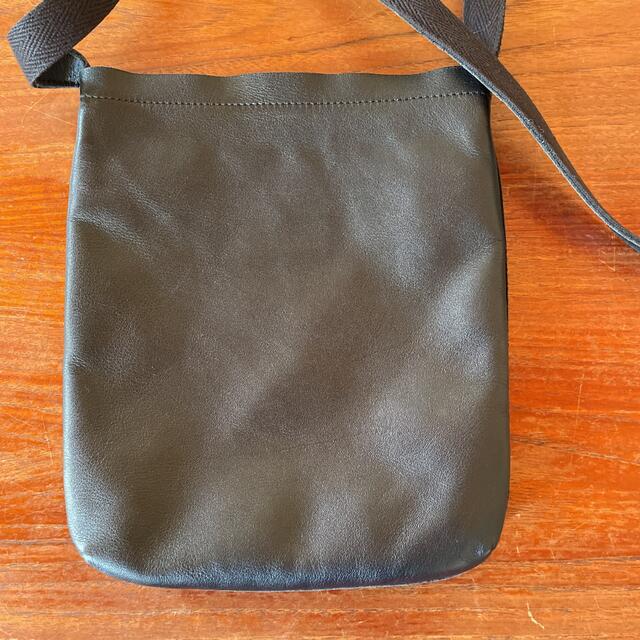 ショルダーバッグ アニエスベー 刺繍 レザー ブラック ショルダーバッグ アニエスベー 刺繍 レザー ブラック