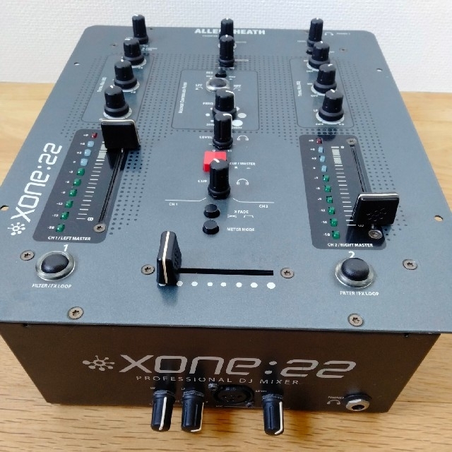 【DJミキサー】Allen&Heath XONE:22 楽器のDJ機器(DJミキサー)の商品写真