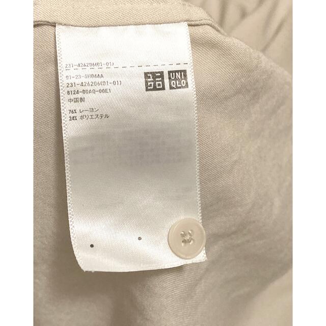 UNIQLO(ユニクロ)のUNIQLO ユニクロ レーヨンボウタイブラウス ベージュ レディースのトップス(シャツ/ブラウス(長袖/七分))の商品写真