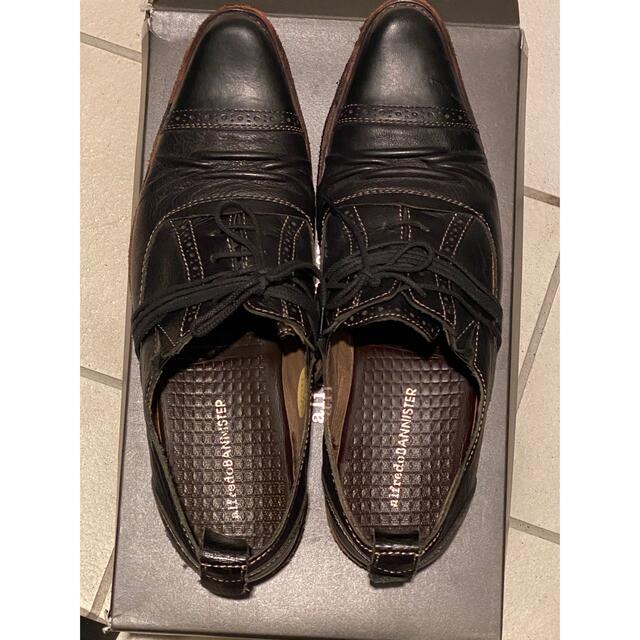alfredoBANNISTER(アルフレッドバニスター)のアルフレッドバニスター ウイングチップ シューズ 革靴 40 ブラック 黒 25 メンズの靴/シューズ(ドレス/ビジネス)の商品写真