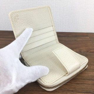 Gucci - 未使用品 GUCCI コンパクトウォレット 箱付き グッチ 242の