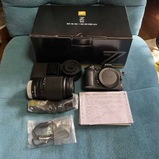 ニコン(Nikon)のニコン　Z50 ダブルズームキット(ミラーレス一眼)