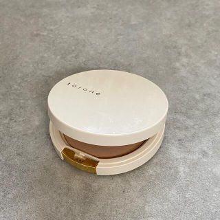 コスメキッチン(Cosme Kitchen)のtone / デューイモイストプレストパウダー02(フェイスパウダー)