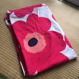 マリメッコ(marimekko)のシングル　布団カバー　マリメッコ　レッド(シーツ/カバー)