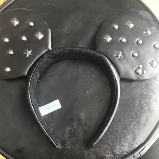 ディズニー(Disney)のディズニー　カチューシャ　レザー　ミッキー　スタッズ(キャラクターグッズ)