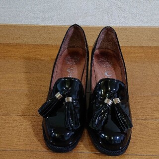 ジェフリーキャンベル(JEFFREY CAMPBELL)のジェフリーキャンベル☆タッセルパンプス(ローファー/革靴)