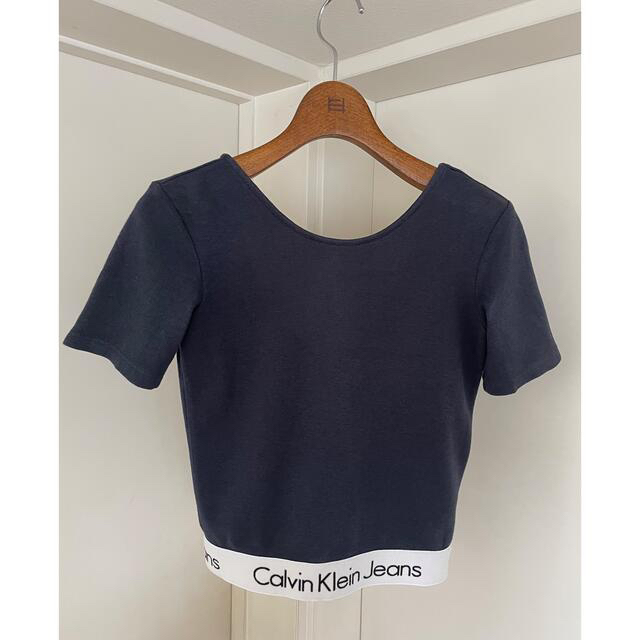 Calvin Klein(カルバンクライン)の専用出品 Calvin Klein Jeans カルバンクライン ショート レディースのトップス(Tシャツ(半袖/袖なし))の商品写真