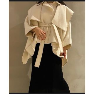 SNIDEL - 【SNIDEL×新木優子×sweet】コート 完売商品 ポンチョ