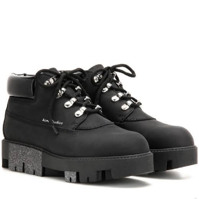 ACNE(アクネ)の期間限定出品！希少☆acne tinne boots 38 Black レディースの靴/シューズ(ブーツ)の商品写真