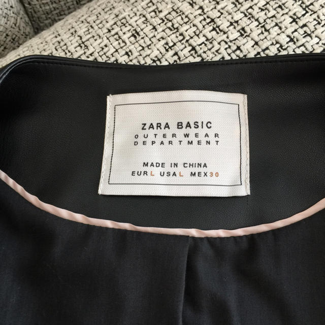 ZARA(ザラ)のザラ レザージャケット レディースのジャケット/アウター(ノーカラージャケット)の商品写真