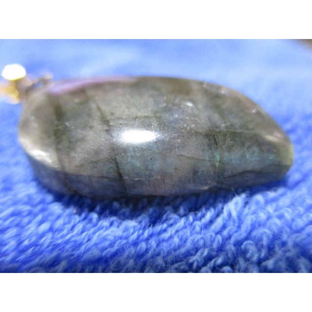 a096　ラブラドライト　ペンダント　天然石　パワーストーン ハンドメイドのアクセサリー(ネックレス)の商品写真
