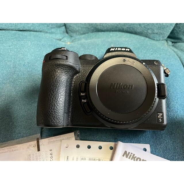 Nikon(ニコン)のニコン　Z5 スマホ/家電/カメラのカメラ(ミラーレス一眼)の商品写真